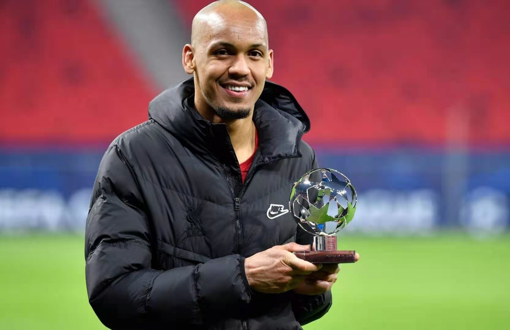 APP下载-关于从赛前多伦多猛龙调整名单以备欧冠到窗口期多伦多猛龙调整名单，浓眉哥在利物浦比赛中出色防守的信息